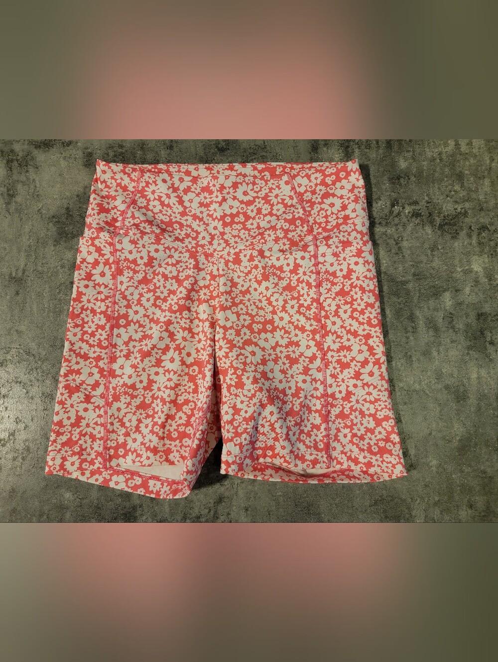 VS Pink Active High Waist 6 Inch Bike Shorts Medium Pink Floral
